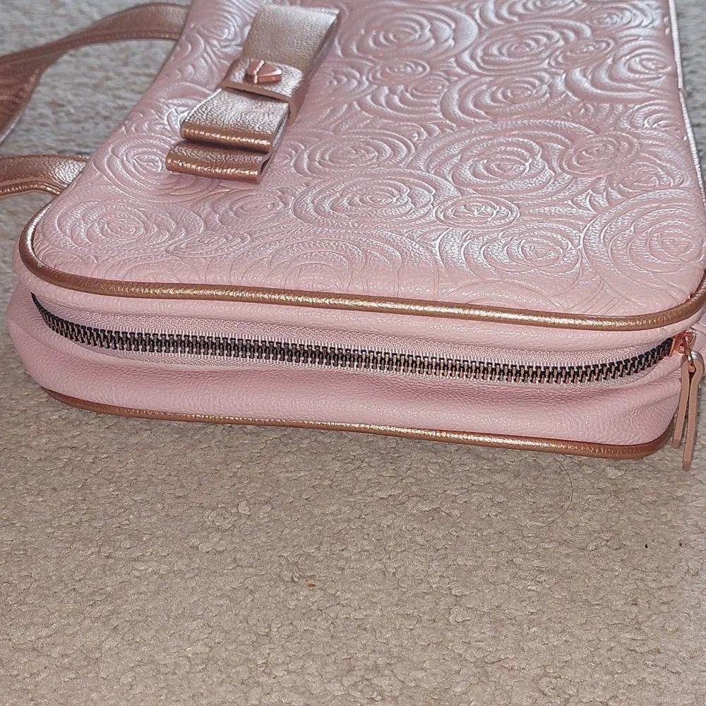 Betsey Johnson Pink Rose Gold Floral Bow Travel Cosmetic Bag